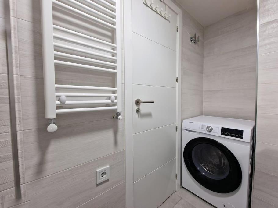 Seco Calle, Precisos Loft Super Equipado Cerca De Metro Pacifico 马德里 外观 照片