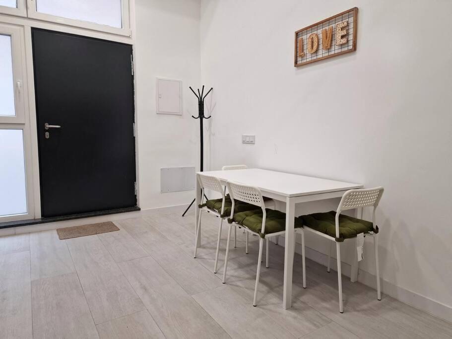 Seco Calle, Precisos Loft Super Equipado Cerca De Metro Pacifico 马德里 外观 照片